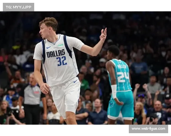 库里半场20分对飙弗拉格，勇士独行侠新老对话